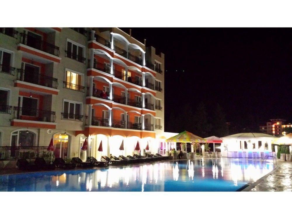 Hotel Avenue Pantai Sunny Luaran gambar